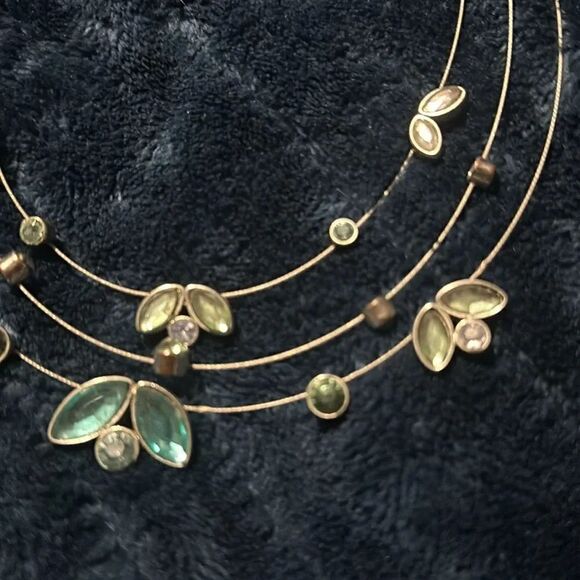 Napier woman’s  blue stone triple strand necklace - Picture 3 of 4